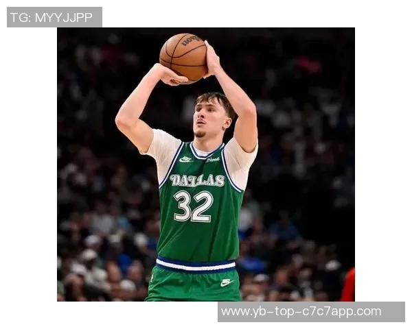 克莱赞弗拉格勇敢挑战字母哥展现无畏精神令人钦佩 克莱赞弗拉格勇敢挑战字母哥展现无畏精神令人钦佩