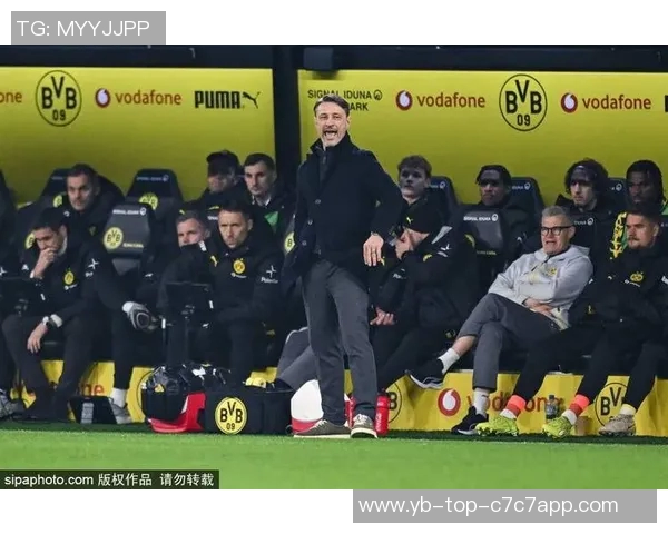 南安普顿冬窗有意引进拜仁外租门将佩雷茨仅在汉堡出场两次