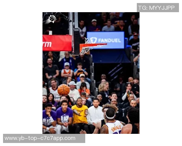 太阳明日对阵尼克斯布克出战成疑杰伦格林继续缺阵影响球队表现